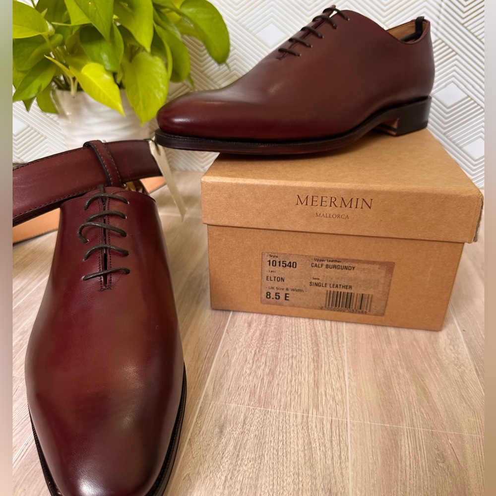 NWT Calf Leather Burgundy Whole Cut Oxfords with matching belt - Picture 7 of 9